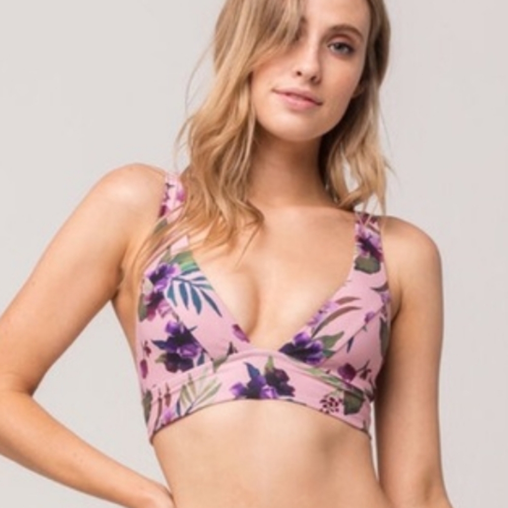 BYRDS OF PARADISE Pink Floral Demasia Bikini Top